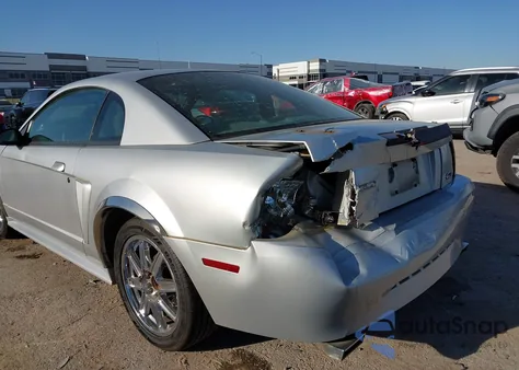 2001 Ford Mustang z USA, uszkodzony, nr VIN 1FAFP40481F186634